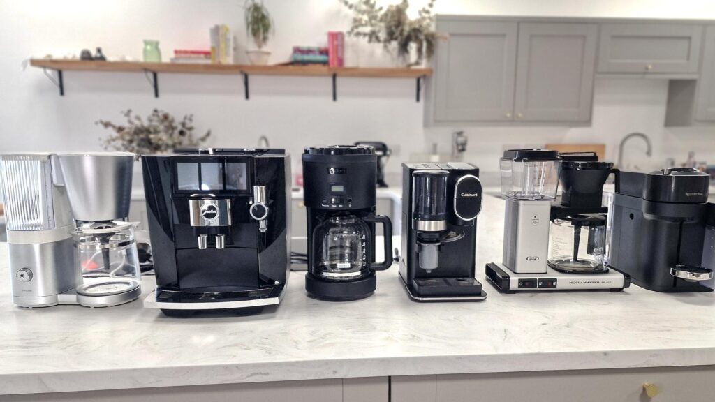 "Comparison between a bean-to-cup coffee machine with built-in grinder and milk frother, and a traditional drip coffee maker, highlighting the differences in automation, customization, and simplicity.